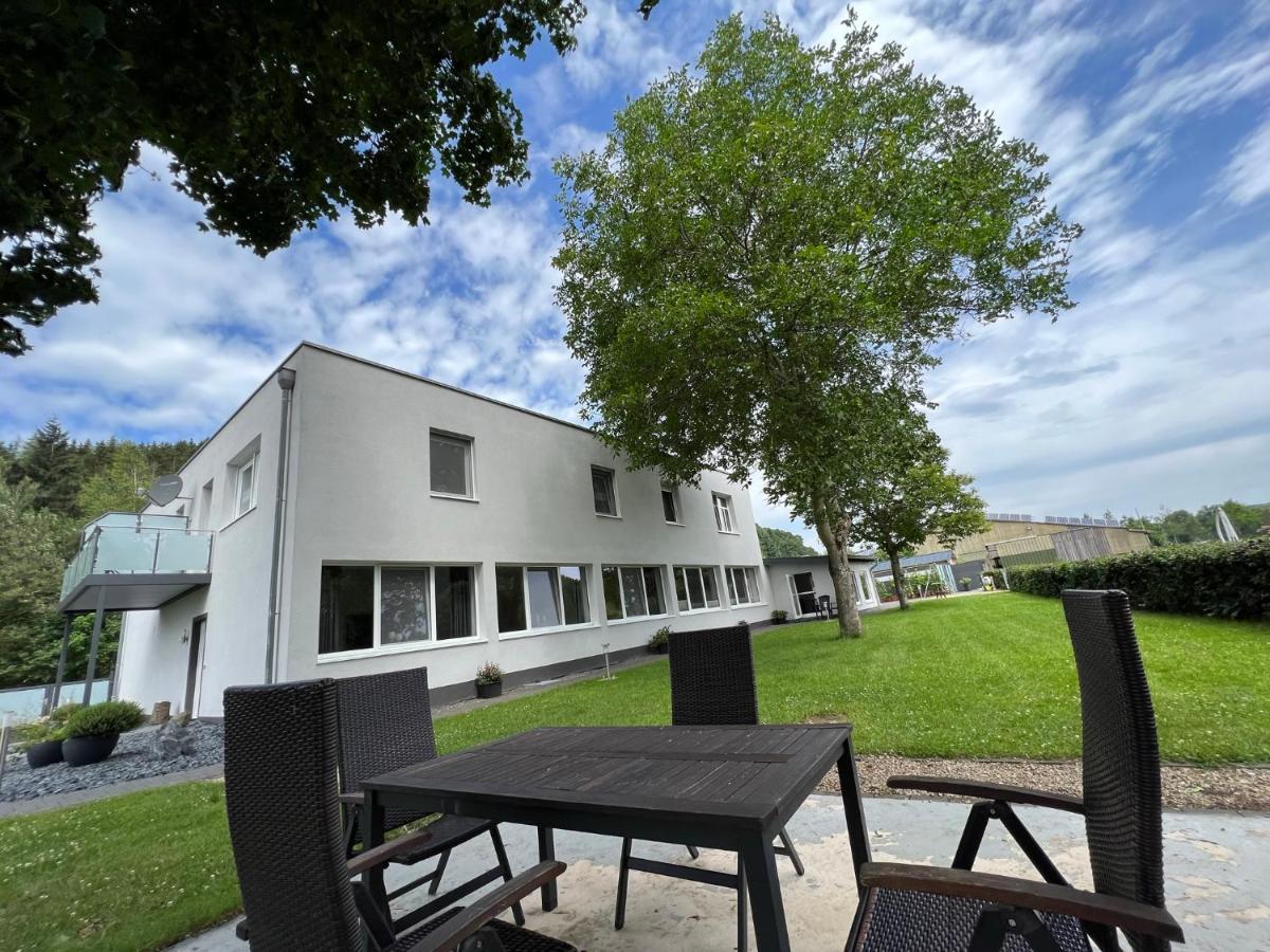 Landferien Eifel Apartment Pittenbach ภายนอก รูปภาพ
